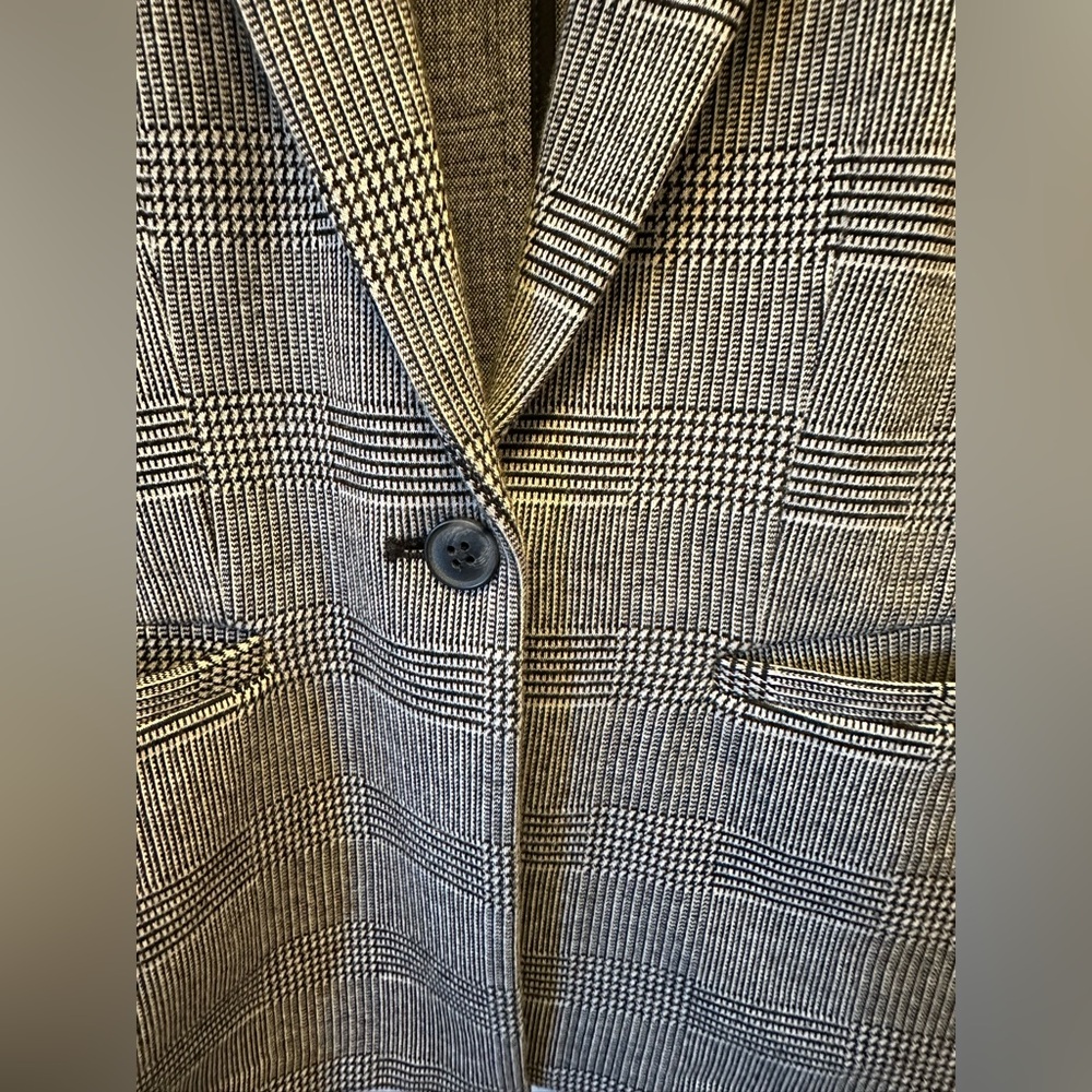 Women’s Old Navy Sweater Blazer - Picture 3 of 6